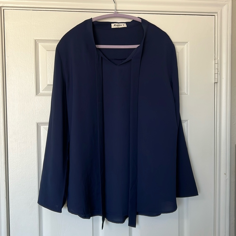 Blouse with tie. Blue. XL